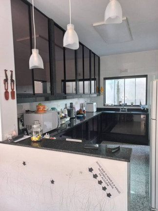 Imagem Casa com 3 Quartos à Venda, 250 m² em São José Dos Campos Imagem Casa com 3 Quartos à Venda, 250 m² em São José Dos Campos