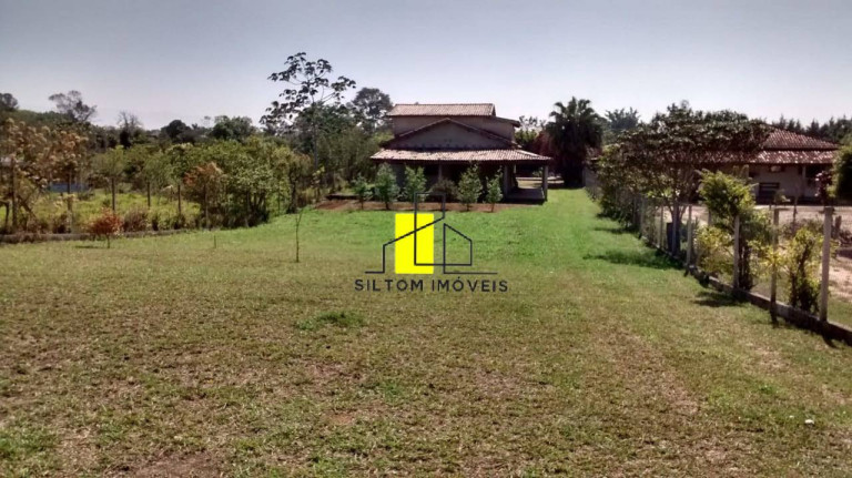 Chácara com 6 Quartos à Venda, 300 m² em Vila Caetano - Taubaté