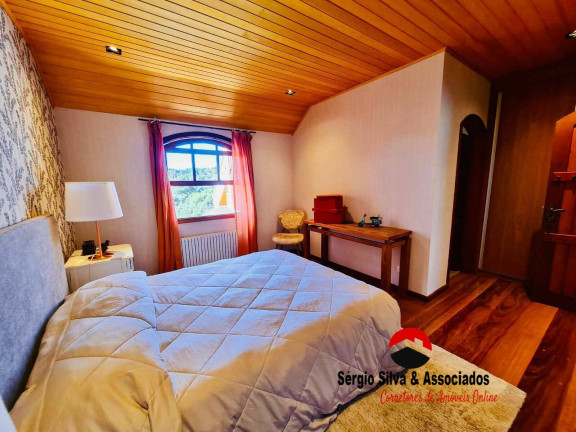 Imagem Casa com 6 Quartos à Venda, 2 m² em Vila Capivari - Campos Do Jordão