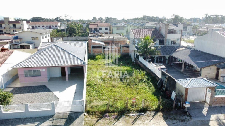 Terreno à Venda,  em Cambiju - Itapoá