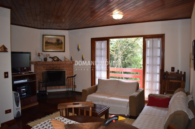 Imagem Imóvel com 3 Quartos à Venda, 104 m² em Região De Capivari - Campos Do Jordão Imagem Imóvel com 3 Quartos à Venda, 104 m² em Região De Capivari - Campos Do Jordão