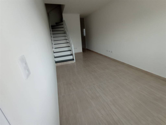 Sobrado com 2 Quartos à Venda, 58 m² em Caiçara - Praia Grande
