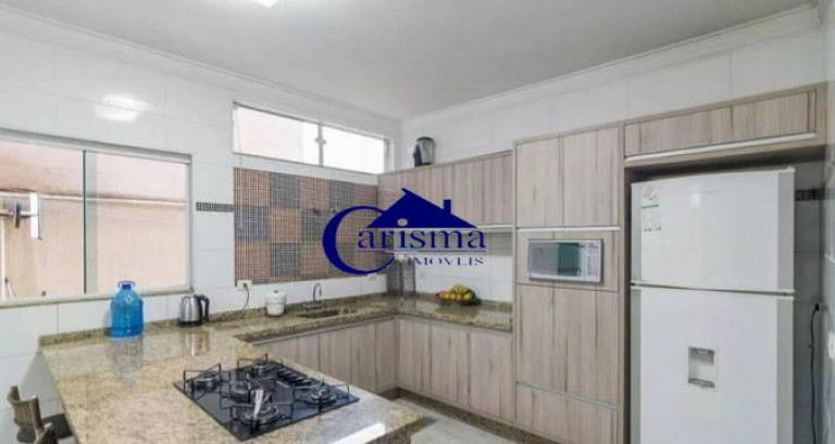 Imagem Sobrado com 3 Quartos para Alugar, 266 m² em Vila Alzira - Santo André