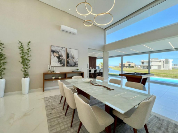 Imagem Casa com 4 Quartos à Venda, 241 m² em Village - Capao Da Canoa