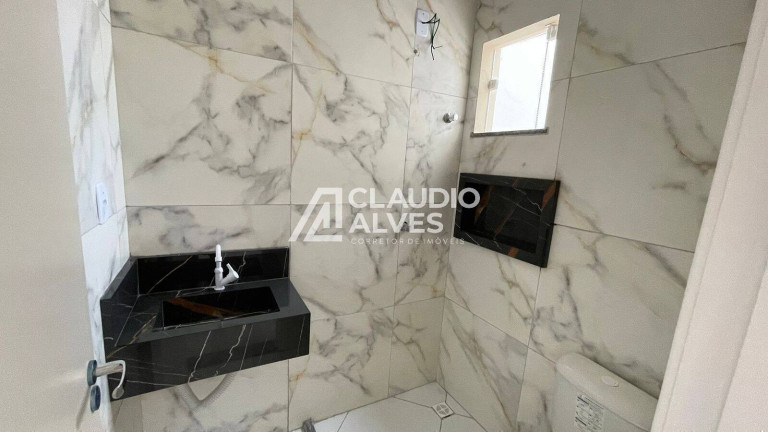 Imagem Casa com 4 Quartos à Venda, 160 m² em Campo Limpo - Feira De Santana