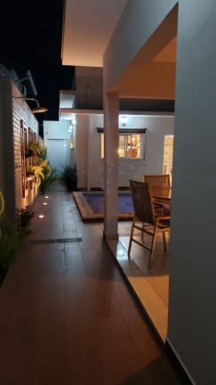 Imagem Casa de Condomínio com 3 Quartos à Venda, 384 m² em Quinta Ranieri - Bauru