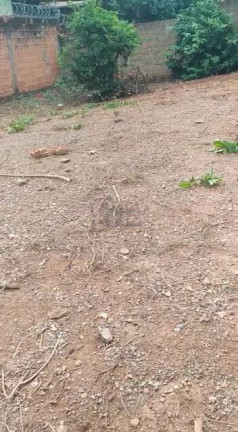 Imagem Terreno à Venda, 200 m² em Maracanã - Montes Claros