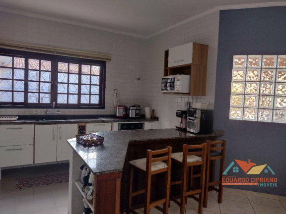 Imagem Casa com 2 Quartos à Venda, 126 m² em Jardim Britânia - Caraguatatuba Imagem Casa com 2 Quartos à Venda, 126 m² em Jardim Britânia - Caraguatatuba