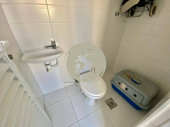 Imagem Casa com 3 Quartos à Venda, 272 m² em Embare - Santos