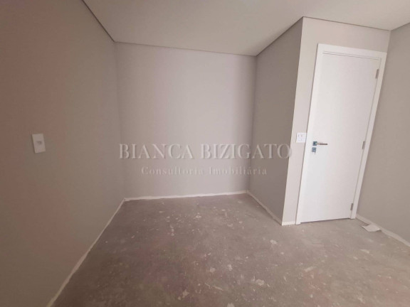 Imagem Casa com 3 Quartos à Venda, em Uberaba - Curitiba Imagem Casa com 3 Quartos à Venda, em Uberaba - Curitiba