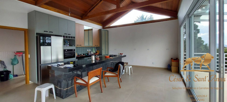 Imagem Casa com 4 Quartos à Venda, 1.100 m² em Alto Capivari - Campos Do Jordão