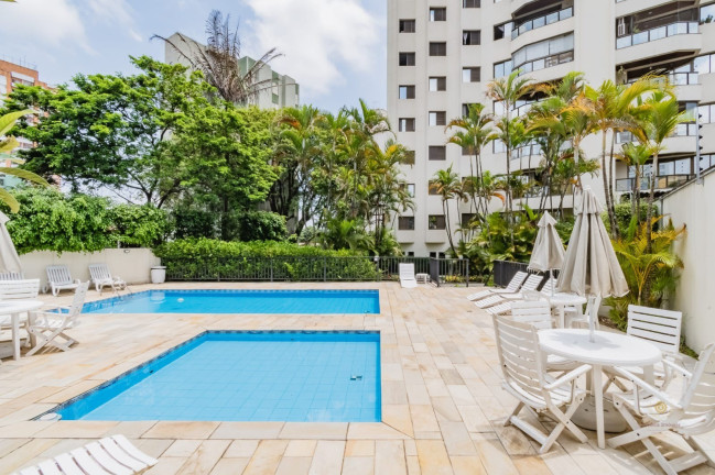 Imagem Apartamento com 3 Quartos à Venda, 140 m² em Vila Olímpia - São Paulo
