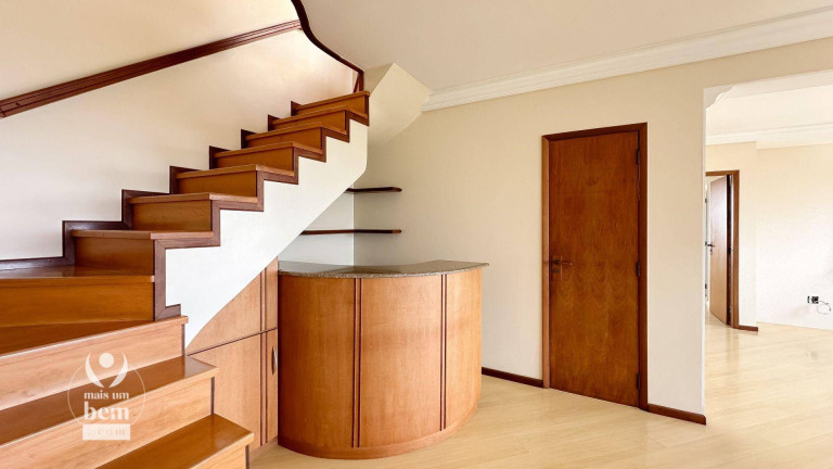 Imagem Cobertura com 3 Quartos à Venda, 129 m² em Cabral - Curitiba Imagem Cobertura com 3 Quartos à Venda, 129 m² em Cabral - Curitiba