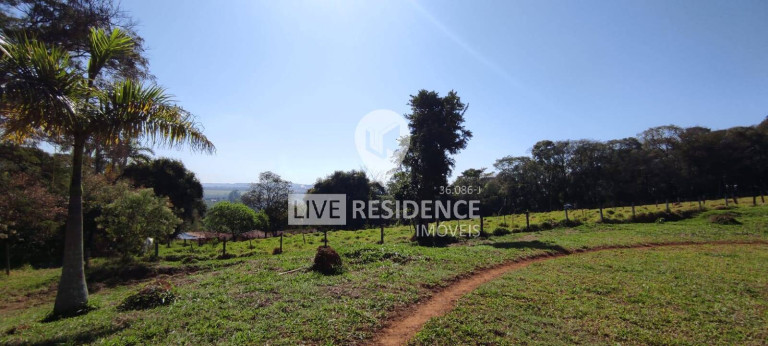 Chácara à Venda, 25 m² em Jardim Alto De Santa Cruz - Itatiba