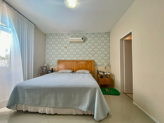 Imagem Casa com 4 Quartos à Venda, 236 m² em Capoeiras - Florianópolis Imagem Casa com 4 Quartos à Venda, 236 m² em Capoeiras - Florianópolis