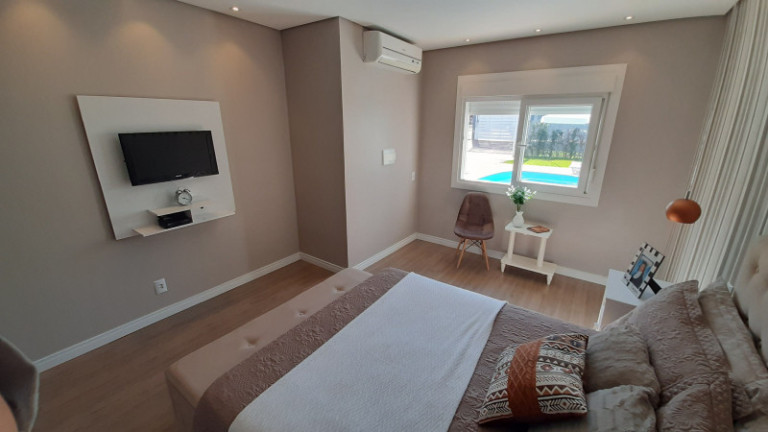 Imagem Casa com 3 Quartos à Venda, 174 m²
