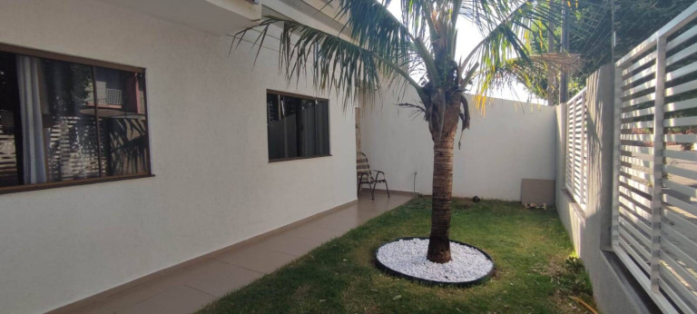 Imagem Casa com 3 Quartos à Venda, 196 m² em Jardim Nova Baroneza - Arapongas Imagem Casa com 3 Quartos à Venda, 196 m² em Jardim Nova Baroneza - Arapongas