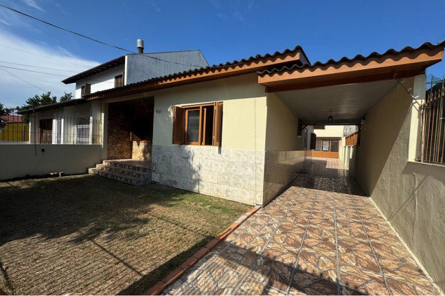 Casa com 3 Quartos à Venda, 192 m² em Sarandi - Porto Alegre