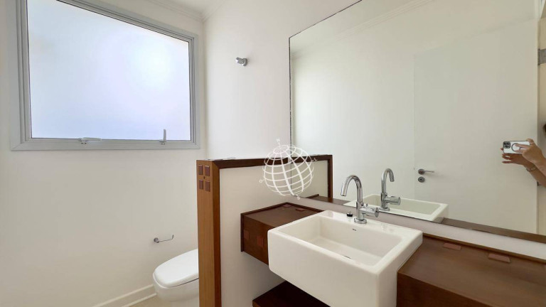 Imagem Casa com 4 Quartos à Venda, 365 m² em Vila Petrópolis - Atibaia Imagem Casa com 4 Quartos à Venda, 365 m² em Vila Petrópolis - Atibaia