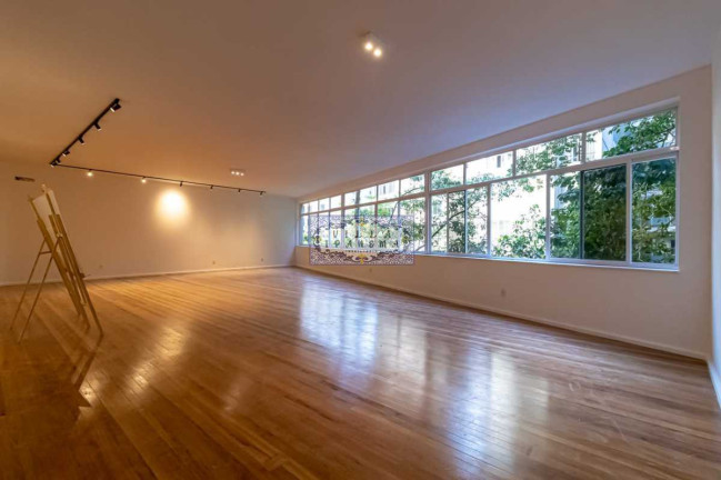 Imagem Apartamento com 4 Quartos à Venda, 330 m² em Copacabana - Rio De Janeiro Imagem Apartamento com 4 Quartos à Venda, 330 m² em Copacabana - Rio De Janeiro