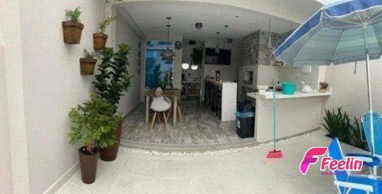 Imagem Casa com 4 Quartos à Venda, 170 m² em Coloninha - Florianópolis
