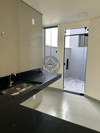 Imagem Casa com 3 Quartos à Venda, 122 m² em Parque Xangri-lá - Contagem Imagem Casa com 3 Quartos à Venda, 122 m² em Parque Xangri-lá - Contagem