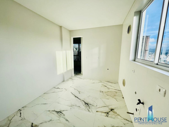 Imagem Apartamento com 3 Quartos à Venda, 137 m² em Centro - Balneário Camboriú Imagem Apartamento com 3 Quartos à Venda, 137 m² em Centro - Balneário Camboriú