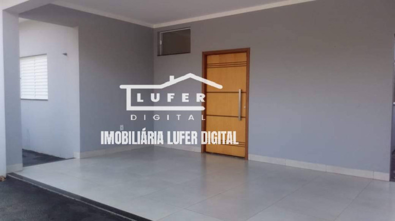 Casa com 2 Quartos à Venda, 250 m² em Residencial Cambuy - Araraquara
