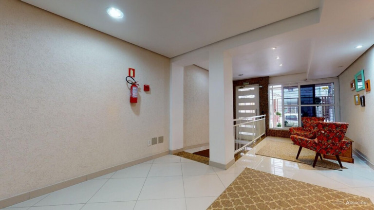 Imagem Imóvel com 1 Quarto à Venda, 30 m² em Centro Histórico - Porto Alegre Imagem Imóvel com 1 Quarto à Venda, 30 m² em Centro Histórico - Porto Alegre