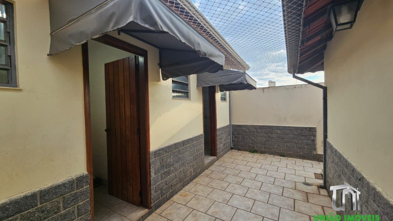 Imagem Casa com 3 Quartos à Venda, 120 m² em Vila Aparecida - Bragança Paulista