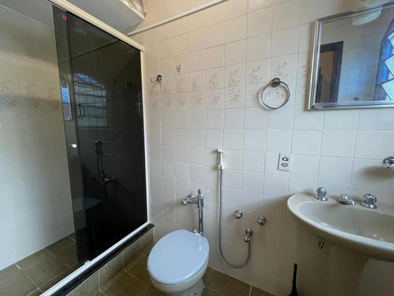 Imagem Casa com 5 Quartos à Venda, 181 m² em Albuquerque - Teresópolis