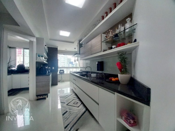 Imagem Apartamento com 3 Quartos à Venda, 115 m² em Centro - Balneário Camboriú Imagem Apartamento com 3 Quartos à Venda, 115 m² em Centro - Balneário Camboriú
