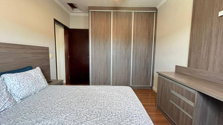 Imagem Sobrado com 3 Quartos à Venda, 180 m² em Jardim Hípica Pinheiro - Taubaté