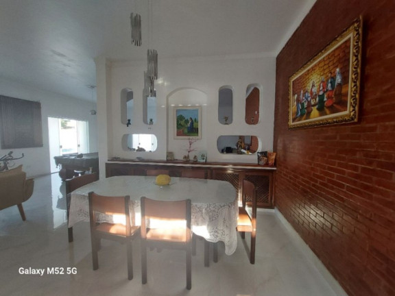 Imagem Casa com 4 Quartos à Venda, 233 m² em Flórida - Praia Grande Imagem Casa com 4 Quartos à Venda, 233 m² em Flórida - Praia Grande