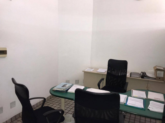 Imagem Sala Comercial à Venda, 141 m² em Centro - Taubaté Imagem Sala Comercial à Venda, 141 m² em Centro - Taubaté
