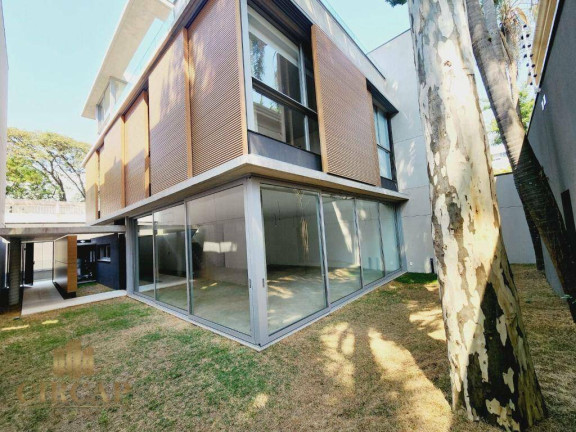 Casa com 4 Quartos à Venda, 448 m² em Jardim Paulistano - São Paulo