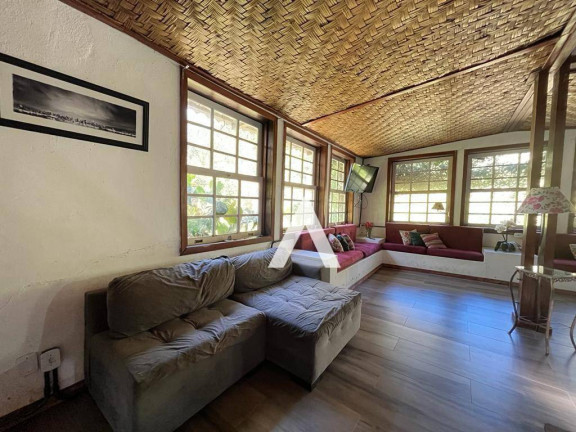 Imagem Casa com 10 Quartos à Venda, 327 m² em Albuquerque - Teresópolis Imagem Casa com 10 Quartos à Venda, 327 m² em Albuquerque - Teresópolis