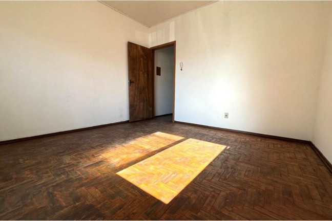 Imagem Casa com 3 Quartos à Venda, 192 m² em Sarandi - Porto Alegre