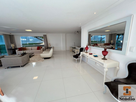 Imagem Casa com 5 Quartos à Venda, 823 m² em Sim - Feira De Santana