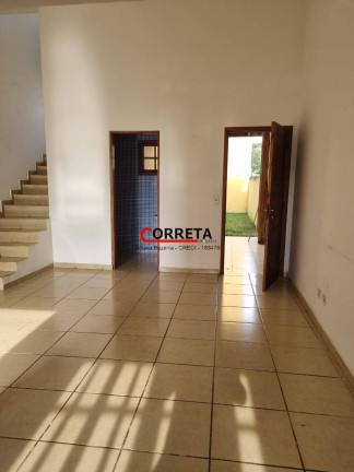 Imagem Casa com 2 Quartos à Venda, 90 m² em Vila Camargo - Ibiúna Imagem Casa com 2 Quartos à Venda, 90 m² em Vila Camargo - Ibiúna