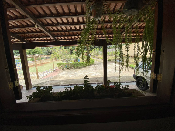Imagem Casa com 4 Quartos à Venda, 2.000 m² em Califórnia - Betim Imagem Casa com 4 Quartos à Venda, 2.000 m² em Califórnia - Betim