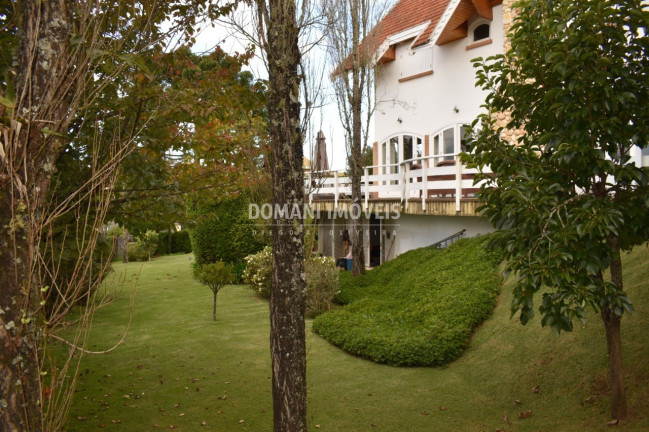 Imagem Casa com 6 Quartos à Venda, 1.106 m² em Região De Capivari - Campos Do Jordão