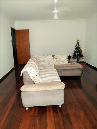 Imagem Casa com 2 Quartos à Venda, 140 m²em Imbetiba - Macaé