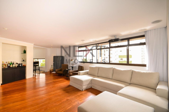 Imagem Apartamento com 3 Quartos à Venda, 262 m² em água Verde - Curitiba
