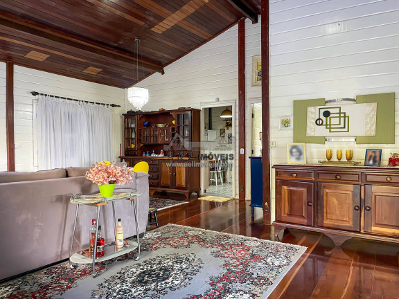 Imagem Casa com 5 Quartos à Venda, 168 m² em Alto Da Vila Inglesa - Campos Do Jordão Imagem Casa com 5 Quartos à Venda, 168 m² em Alto Da Vila Inglesa - Campos Do Jordão