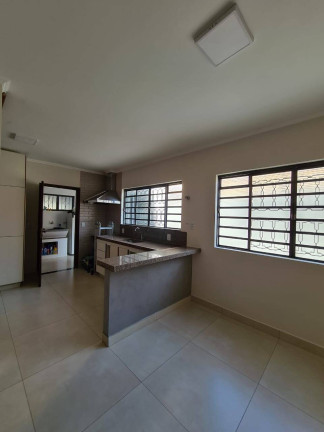 Imagem Casa com 3 Quartos à Venda, 400 m² em Madureira - Bauru