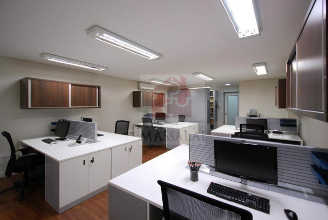Imagem Sala Comercial à Venda, 105 m² em Rio Branco - Porto Alegre Imagem Sala Comercial à Venda, 105 m² em Rio Branco - Porto Alegre