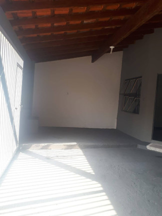 Imagem Casa com 2 Quartos à Venda, 200 m² em Wanel Ville - Sorocaba Imagem Casa com 2 Quartos à Venda, 200 m² em Wanel Ville - Sorocaba