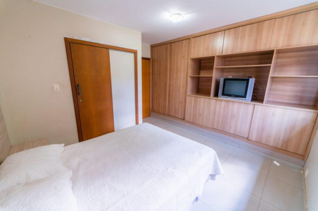 Imagem Imóvel com 3 Quartos à Venda, 150 m² em Asa Sul - Brasília Imagem Imóvel com 3 Quartos à Venda, 150 m² em Asa Sul - Brasília