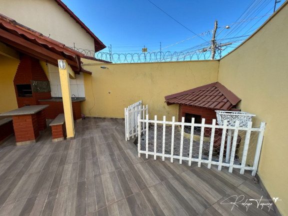Imagem Sobrado com 3 Quartos à Venda, 146 m² em Jardim Santo Antônio - Goiânia